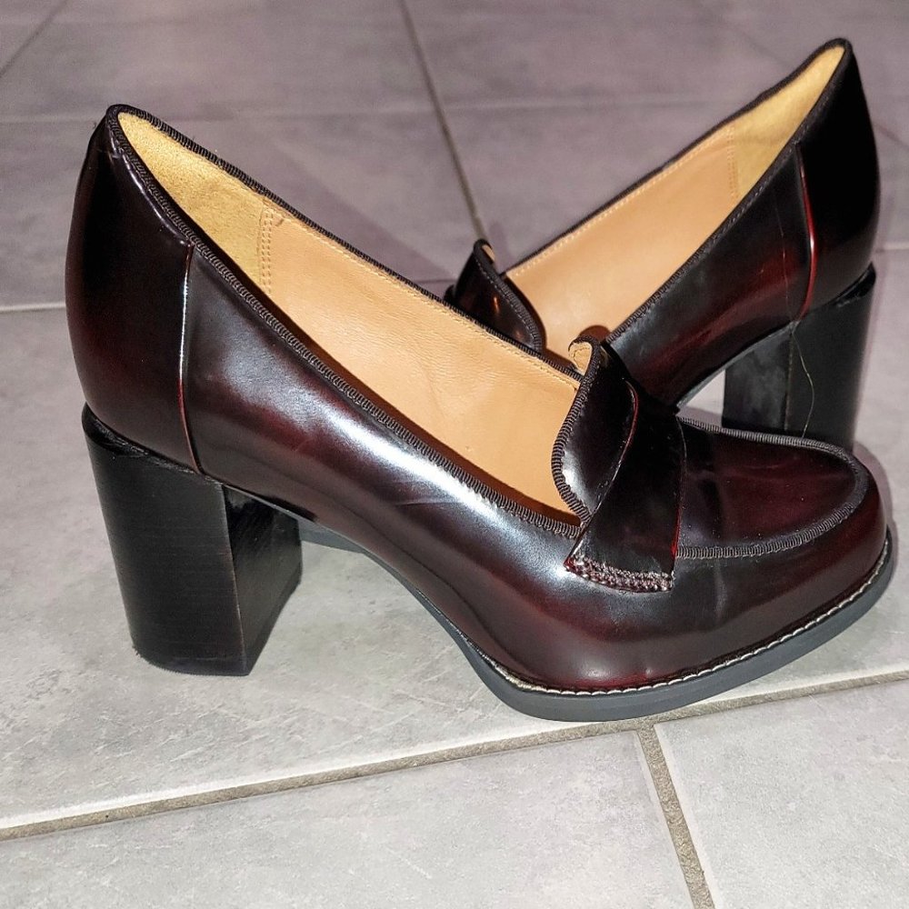 Clarks Artisan Dress Shoe, size 7.5,  shiny reddish brown